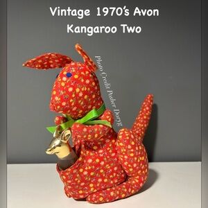 Vintage 1970’s Avon Kangaroo Two Kangaroo Plush with Joey Cologne Bottle